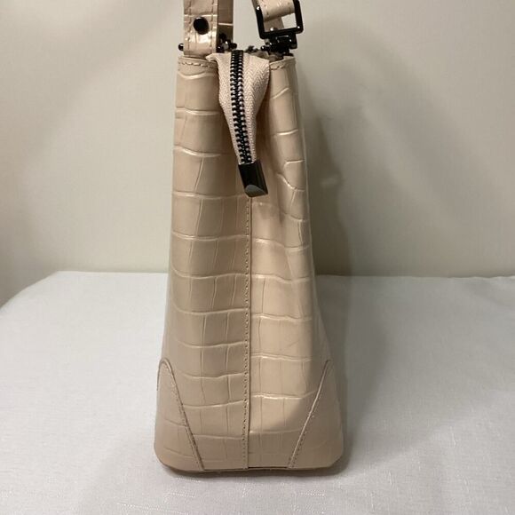Divina Firenze Croc Embossed Beige Handbag - Picture 8 of 15
